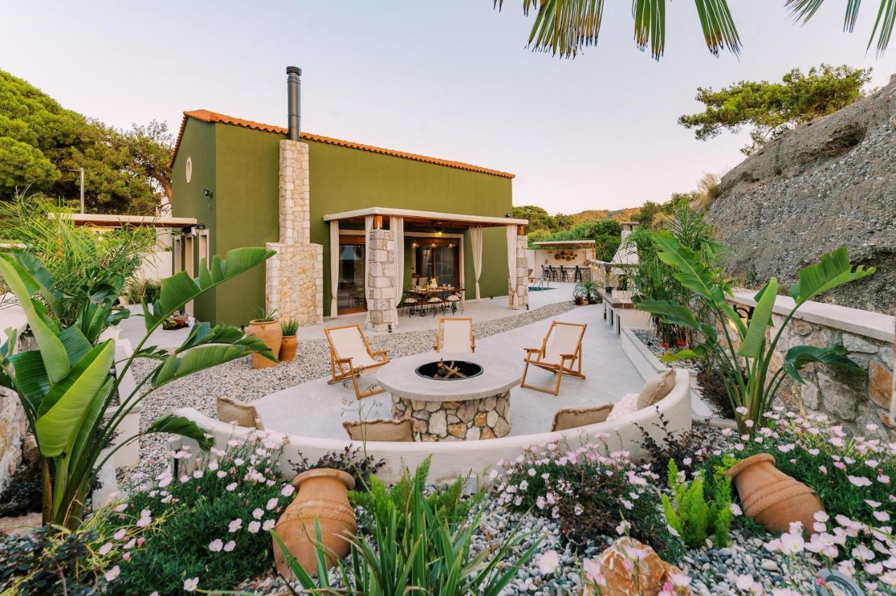 Stavlos Luxury Stone House Vilă *